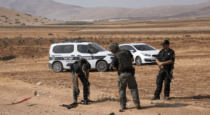 جيش الاحتلال قال إنه ألقى على شخص بحوزته 25 مسدسا في في غور الأردن الضفة الغربية