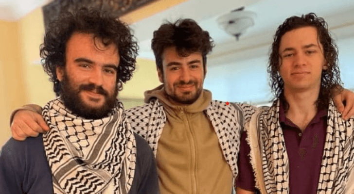 الطلبة الفلسينيون الذين تعرضوا لإطلاق نار