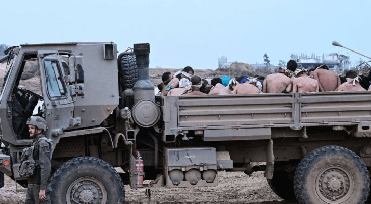 اعتقال جيش الاحتلال لمدنيين في غزة