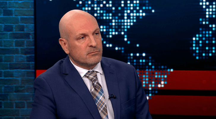 جوش بول الذي استقال من منصبه بالخارجية الأمريكية احتجاجا على دعم واشنطن للاحتلال في عدوانها على غزة
