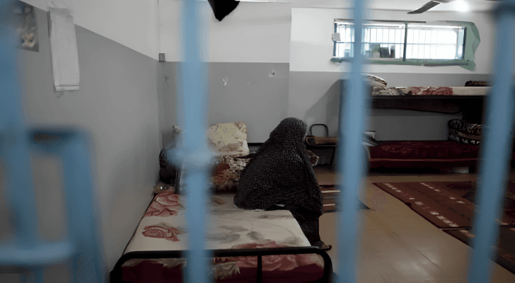 فلسطينية في سجن الدامون