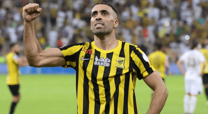 عبد الرزاق حمدالله يحتفل بهدف