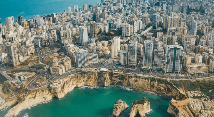 مشهد على العاصمة اللبنانية بيروت