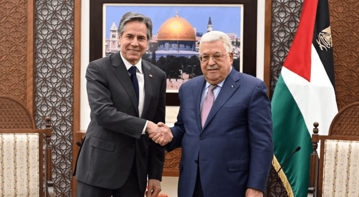 الرئيس الفلسطيني محمود عباس ووزير الخارجية الأمريكي أنتوني بلينكن