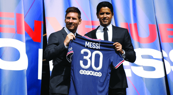 من تقديم اللاعب