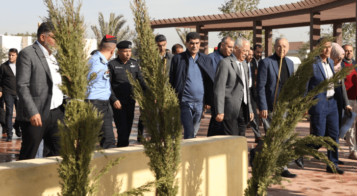 جانب من زيارة رئيس الديوان الملكي الهاشمي يوسف حسن العيسوي