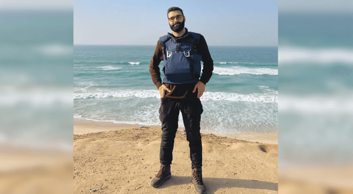 معتز عزايزة