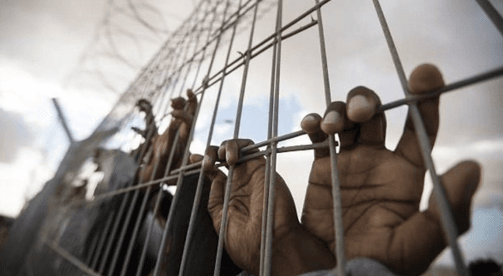 اسرى في سجون الاحتلال
