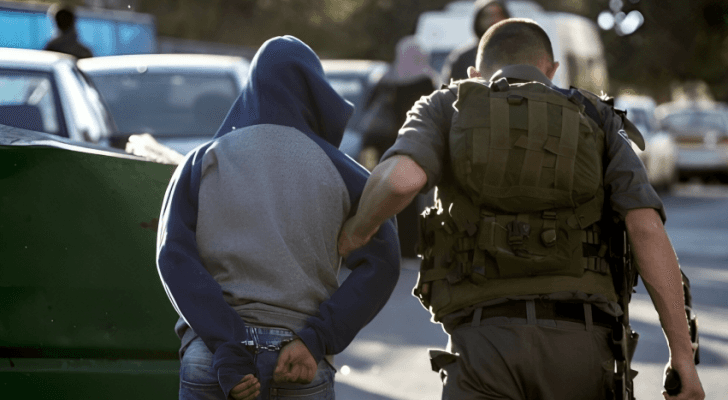اعتقال فلسطيني في الضفة الغربية "أرشيفية"