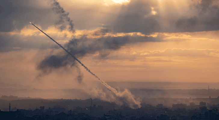 رشقة صاروخية