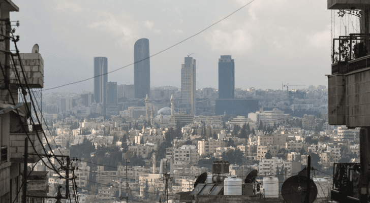 مشهد يظهر جانب من مدينة عمان وتحديدا منطقة العبدلي