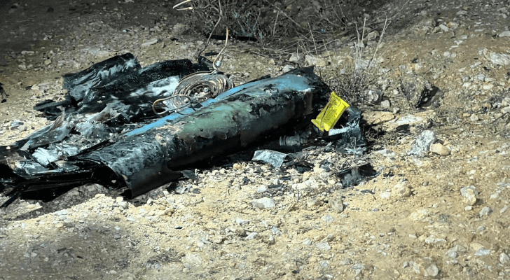 شظايا سقطت في إحدى المناطق بالأردن