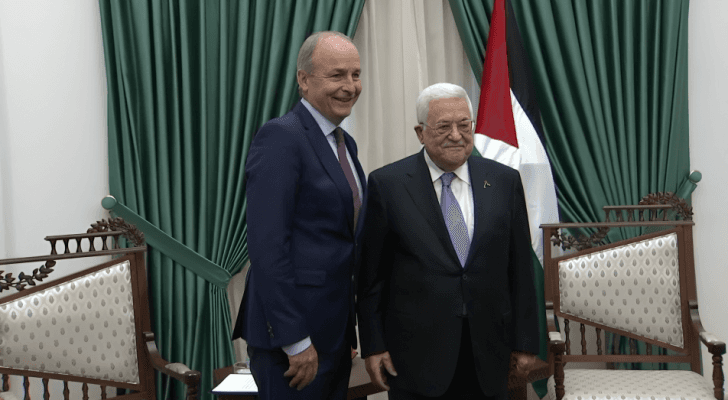لقاء سابق جمع الرئيس الفلسطيني محمود عباس ووزير الخارجية الإيرلندي مايكل مارتن