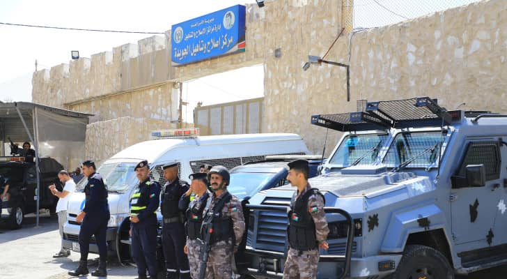 صورة من أمام مركز إصلاح وتأهيل الجويدة