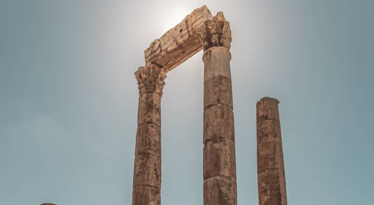 سماء عمان من موقع جبل القلعة الأثري