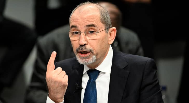 وزير الخارجية أيمن الصفدي