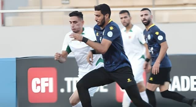 لاعبو الأهلي والسلط