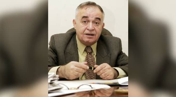 وفاة الكاتب والنائب السابق فخري قعوار