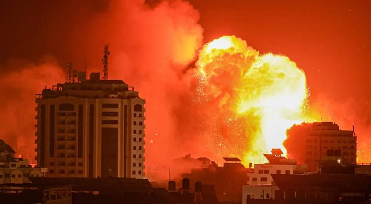 انفجار نتيجة عدوان الاحتلال على لبنان - أرشيفية