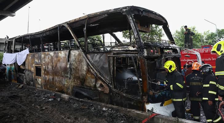 وفاة 23 طالبا برحلة مدرسية في هذه الدولة