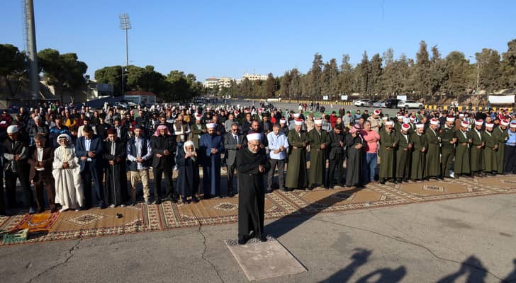 الأردنيون يؤدون صلاة الاستسقاء تضرعا لله وطلبا للغيث