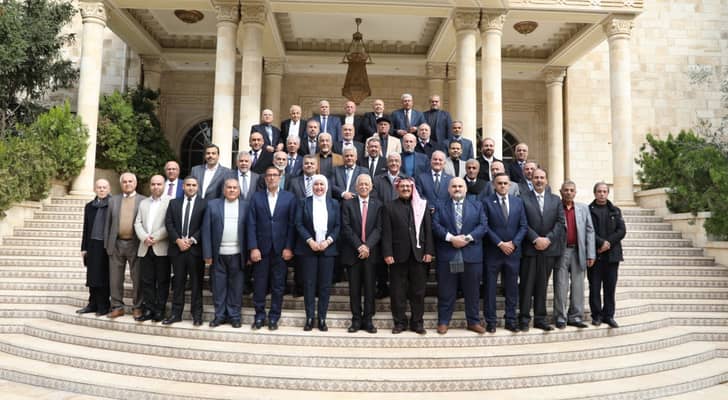 العيسوي يلتقي وفدا من أبناء عشائر قلقيلية في الأردن