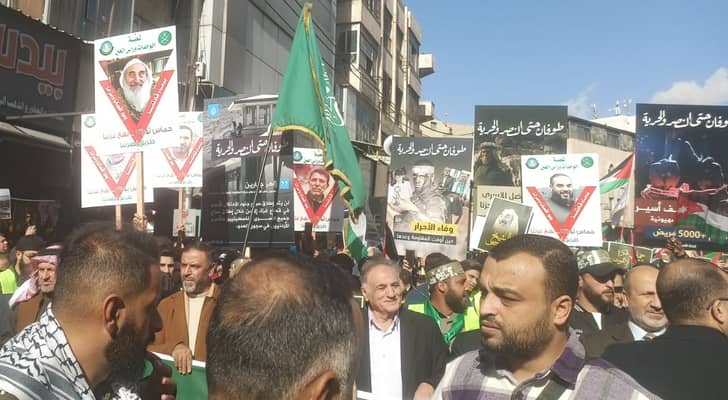 جانب من المسيرة التضامنية في عمان