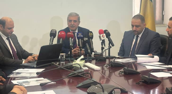 حسن المومني مدير  مركز الدراسات الاستراتيجية في الجامعة الأردنية