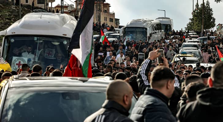 استقبال حافلات الأسرى الفلسطينيين