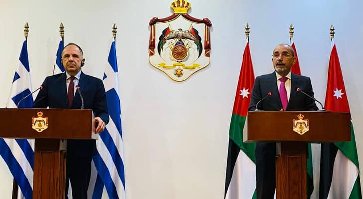 الأردن واليونان يؤكدان تعزيز التعاون الثنائي والعمل على تطوير العلاقات الثنائية