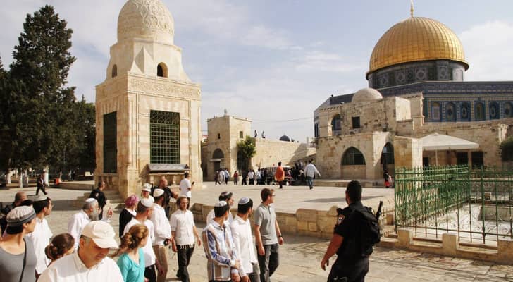 اقتحام المسجد الاقصى