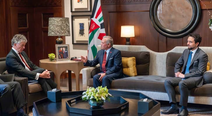 الملك يستقبل مستشار الأمن القومي البريطاني جوناثان باول