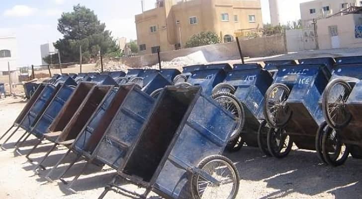 العربات اليدوية في السوق المركزي