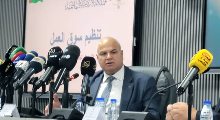 وزير العمل الدكتور خالد البكار