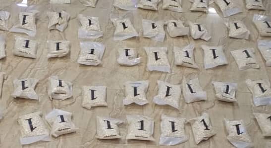 محاولة تهريب كمية من المخدرات محملة بواسطة بالونات