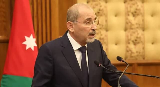 وزير الخارجية ايمن الصفدي