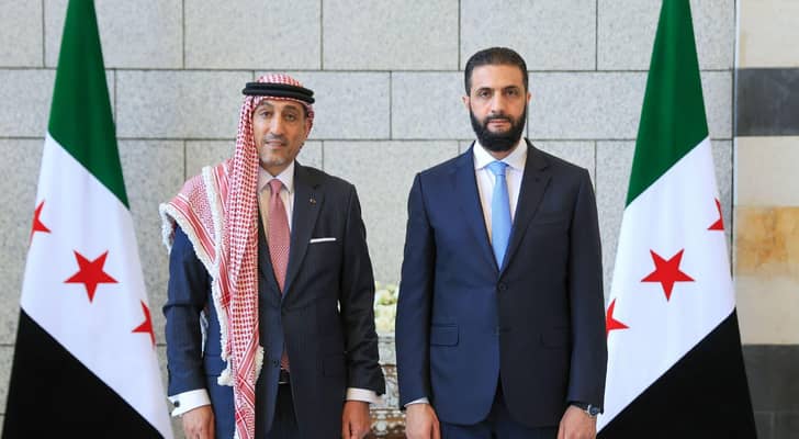 السفير القضاة يقدم أوراق اعتماده للرئيس السوري