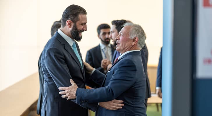 الملك يلتقي الرئيس السوري أحمد الشرع في نيويورك