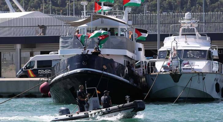 السفن المشاركة في أسطول الصمود المتجه إلى غزة