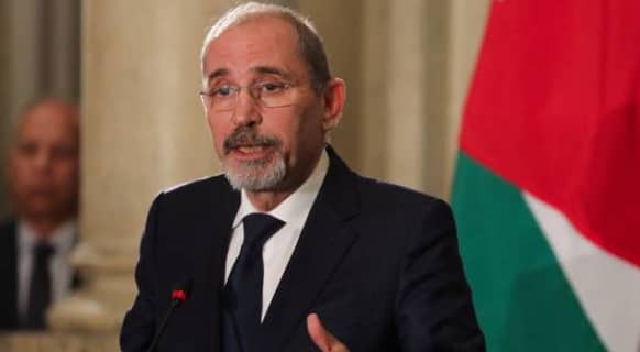 وزير الخارجية وشؤون المغتربين أيمن الصفدي