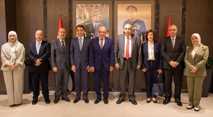 القاضي يلتقي رئيس وأعضاء مجلس مفوضي الهيئة المستقلة للانتخاب
