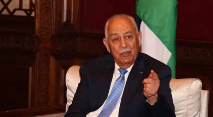 رئيس الديوان الملكي يوسف العيسوي