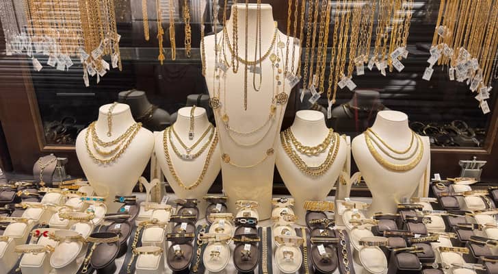 محل بيع ذهب ومجوهرات في العاصمة عمان