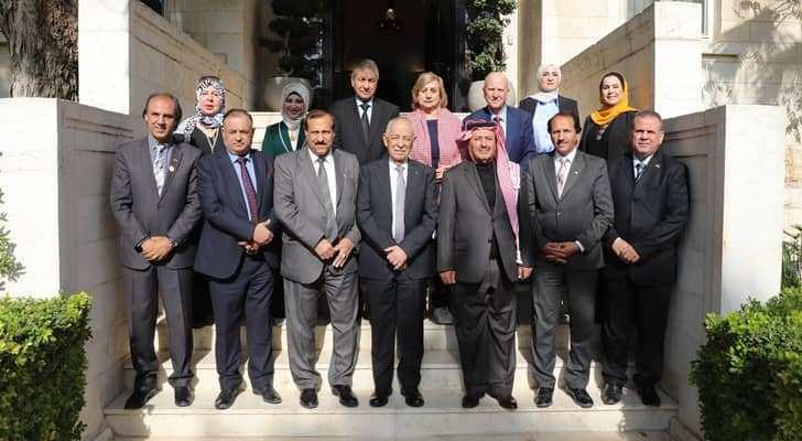 العيسوي خلال لقائه فدوا من أكاديمية مضمار لتطوير الأداء والتنمية البشرية