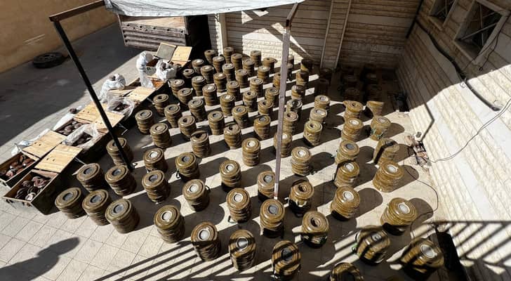"الداخلية السورية": إحباط تهريب 1250 لغما حربيا إلى لبنان وإيقاف 4 متورطين شمال دمشق