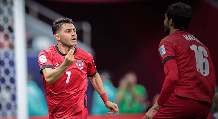 لاعبا منتخب النشامى