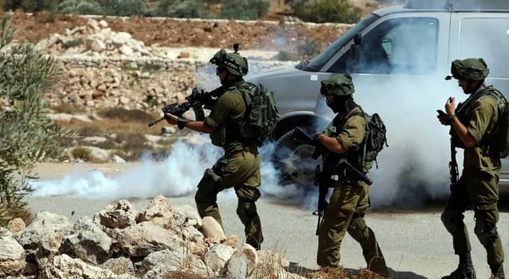 اقتحام جنود للاحتلال في الضفة الغربية .. ارشيفية