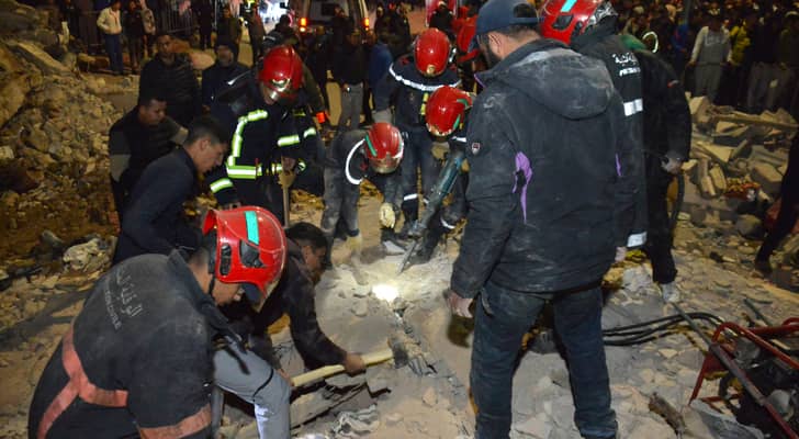 مواصلة البحث عن مفقودين بعد مصرع 19 شخصا وإصابة 16 بانهيار عمارتين سكنيتين في المغرب