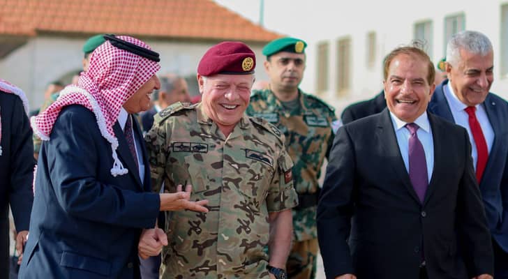 خلال لقاء جلالة الملك عبدالله الثاني مع الضباط
