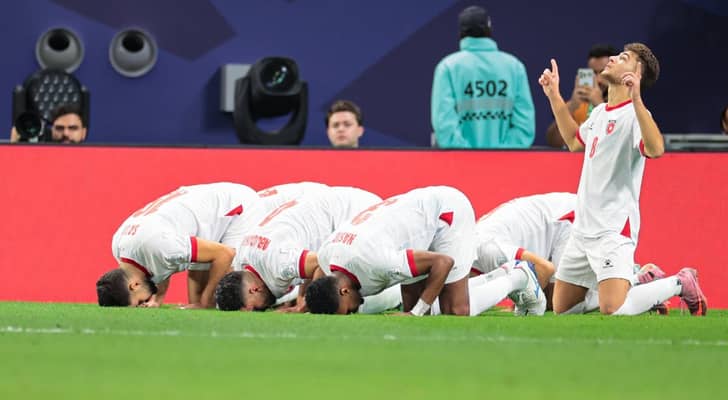 احتفال لاعبي المنتخب الوطني
